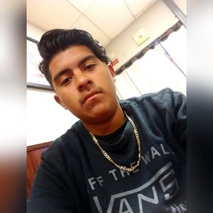 Meet your Posher, Jonathan